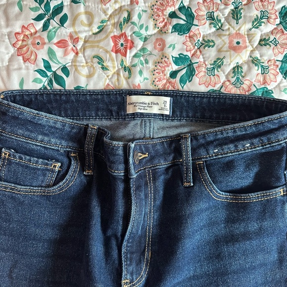 Abercrombie & Fitch Vintage Flare High Rise Size 8R - Picture 2 of 5